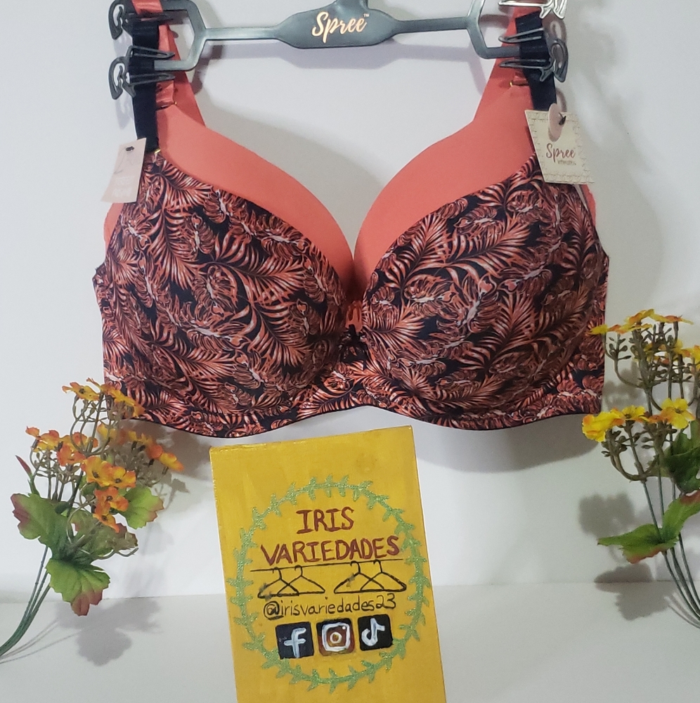 Spree Women's,  2 Bras.